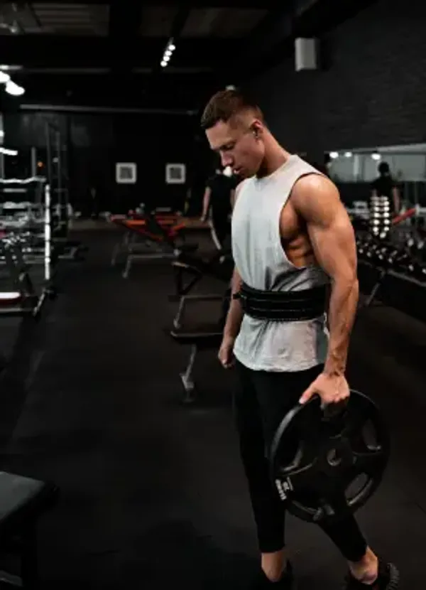 Imagen de persona en gimnasio